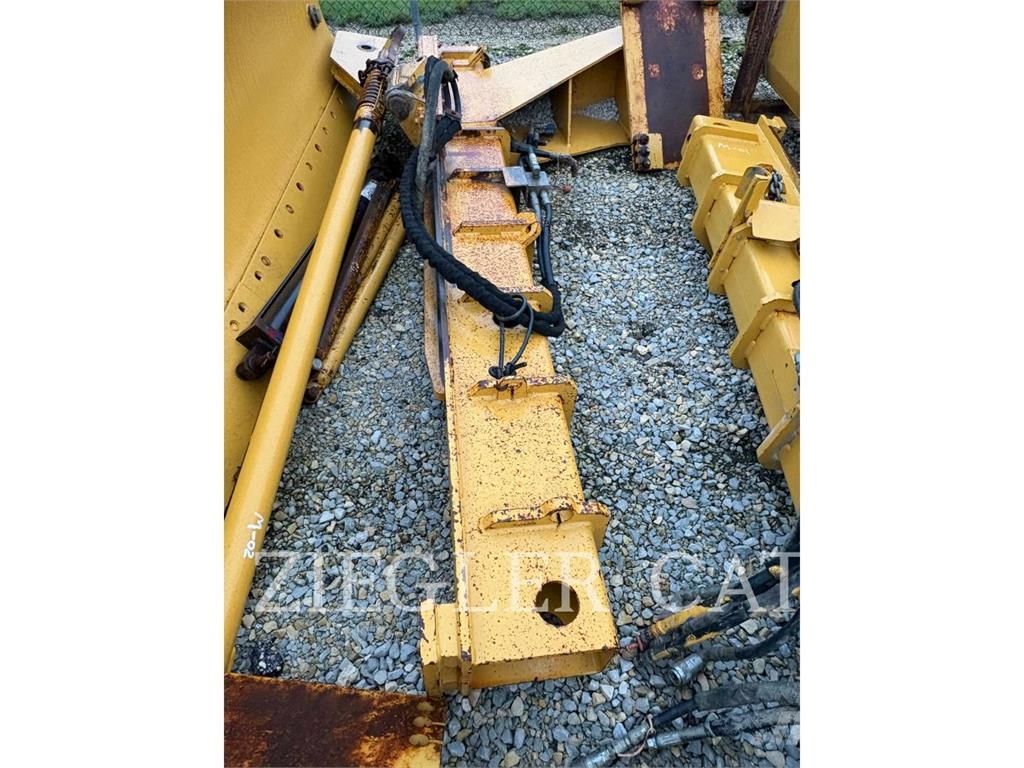 CAT 140H Grederji