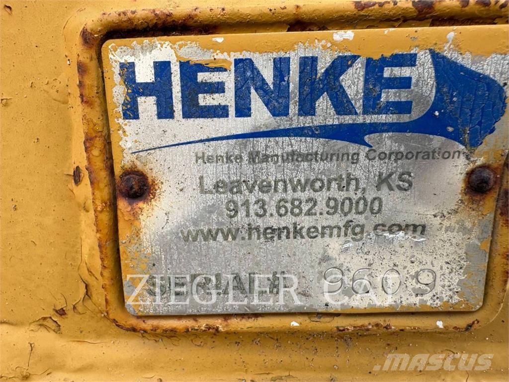 CAT 140H Graders