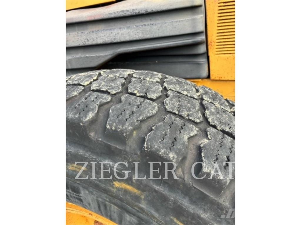 CAT 140H Grederji