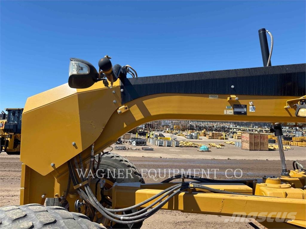CAT 140M Grejderi