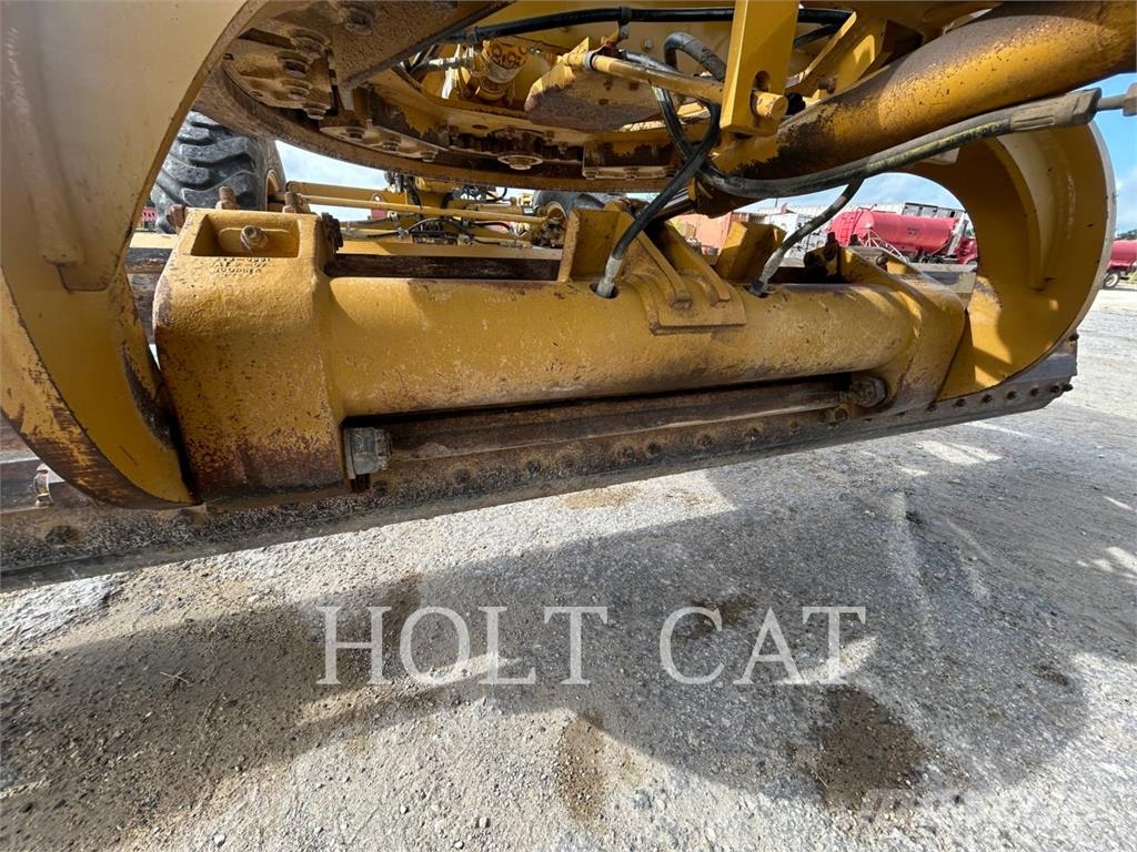 CAT 140M Γκρέιντερς