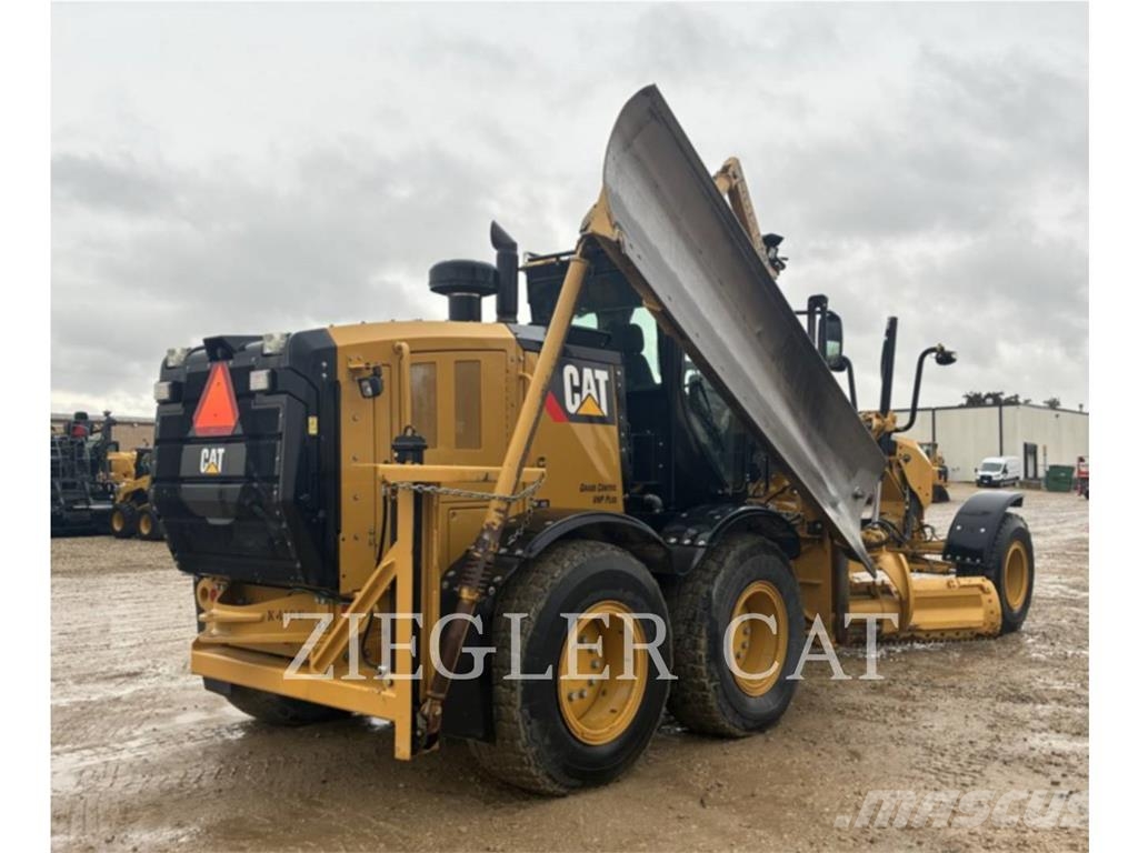 CAT 140M2 Greiderid