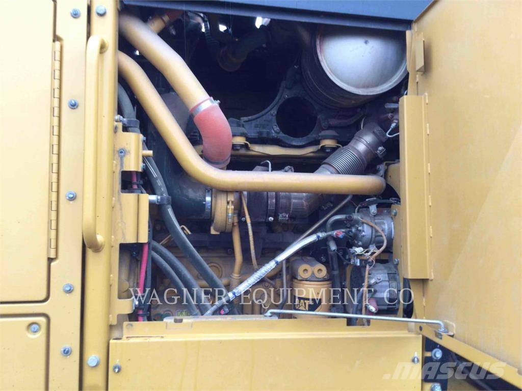 CAT 140M2 Грейдеры
