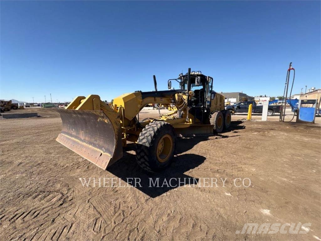 CAT 140M2 CROS Grader