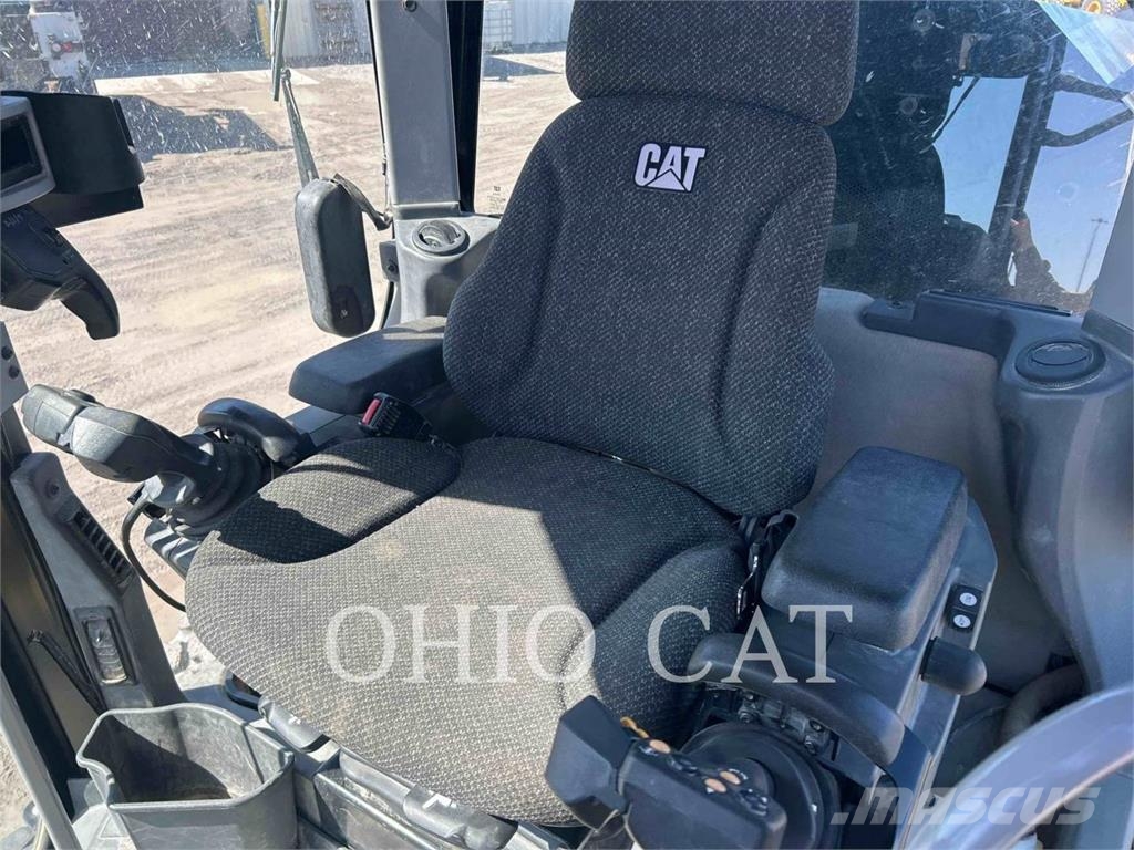 CAT 140M3 Greiderid