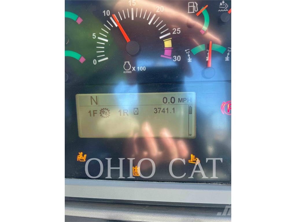 CAT 140M3 Greiderid