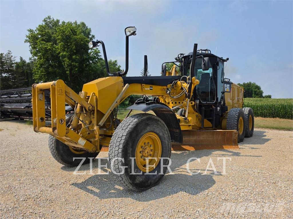 CAT 140M3 Γκρέιντερς