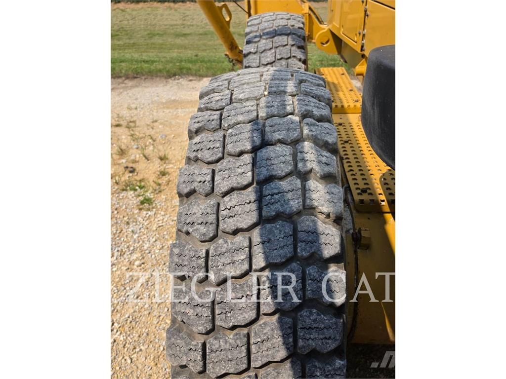 CAT 140M3 Γκρέιντερς