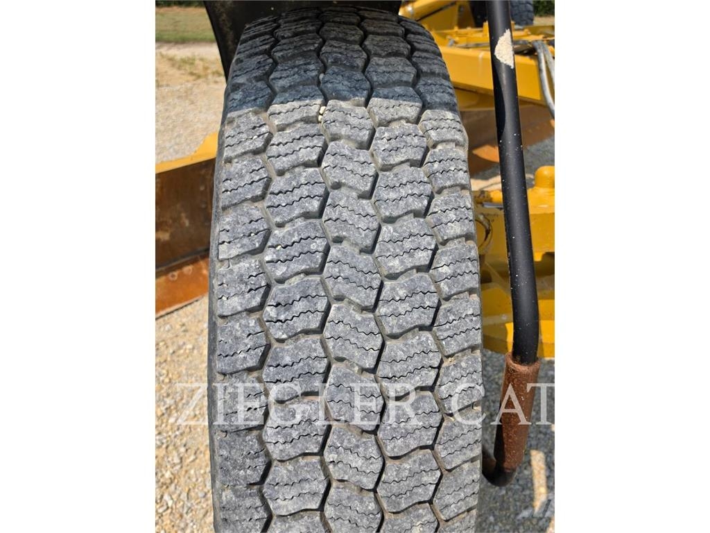 CAT 140M3 Γκρέιντερς