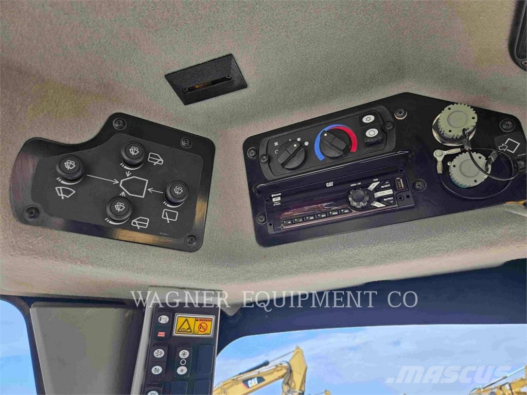 CAT 140M3 Γκρέιντερς