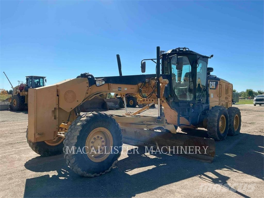 CAT 140M3 Niveleuse