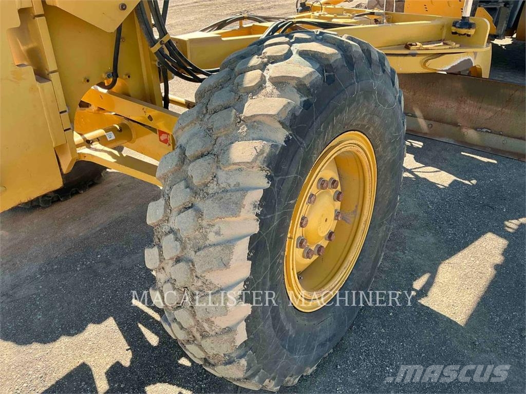 CAT 140M3 Niveleuse