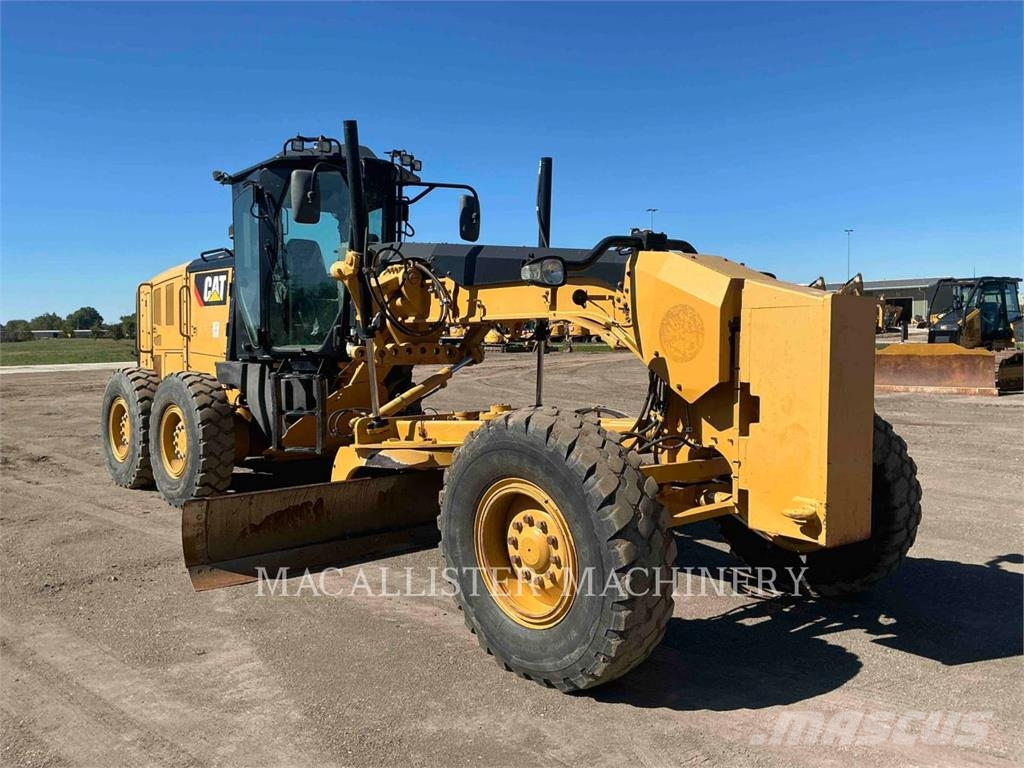 CAT 140M3 Niveleuse