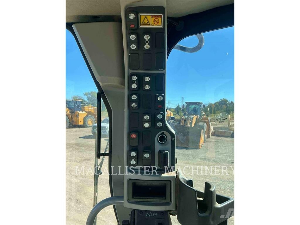 CAT 140M3 Niveleuse
