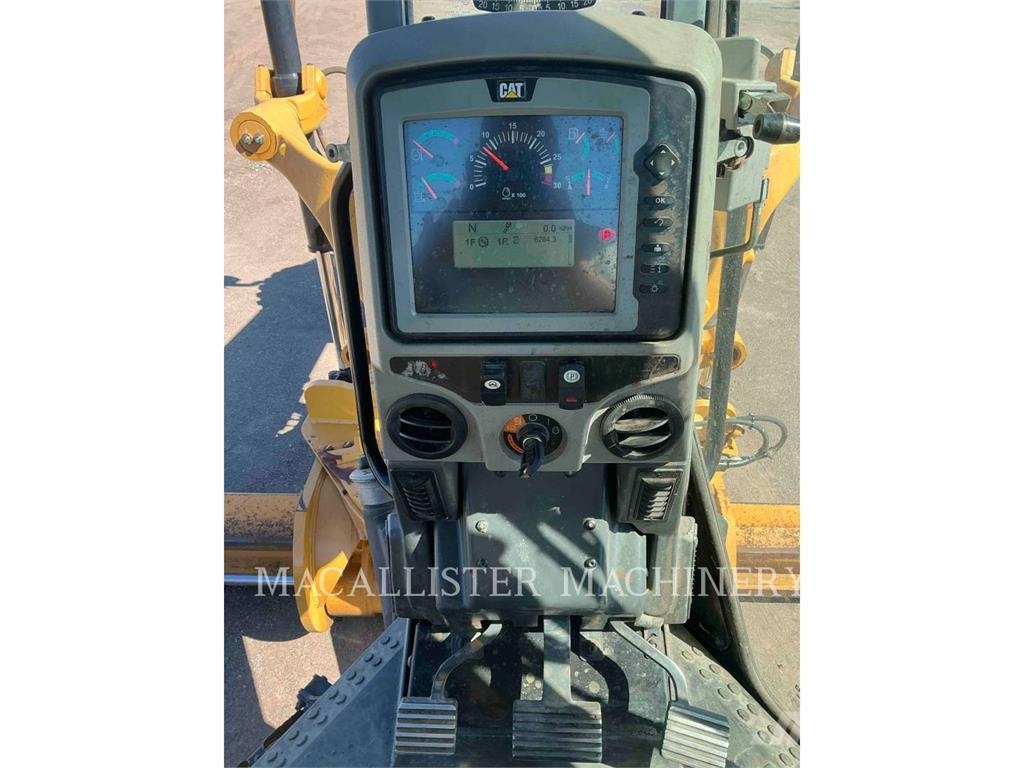 CAT 140M3 Niveleuse