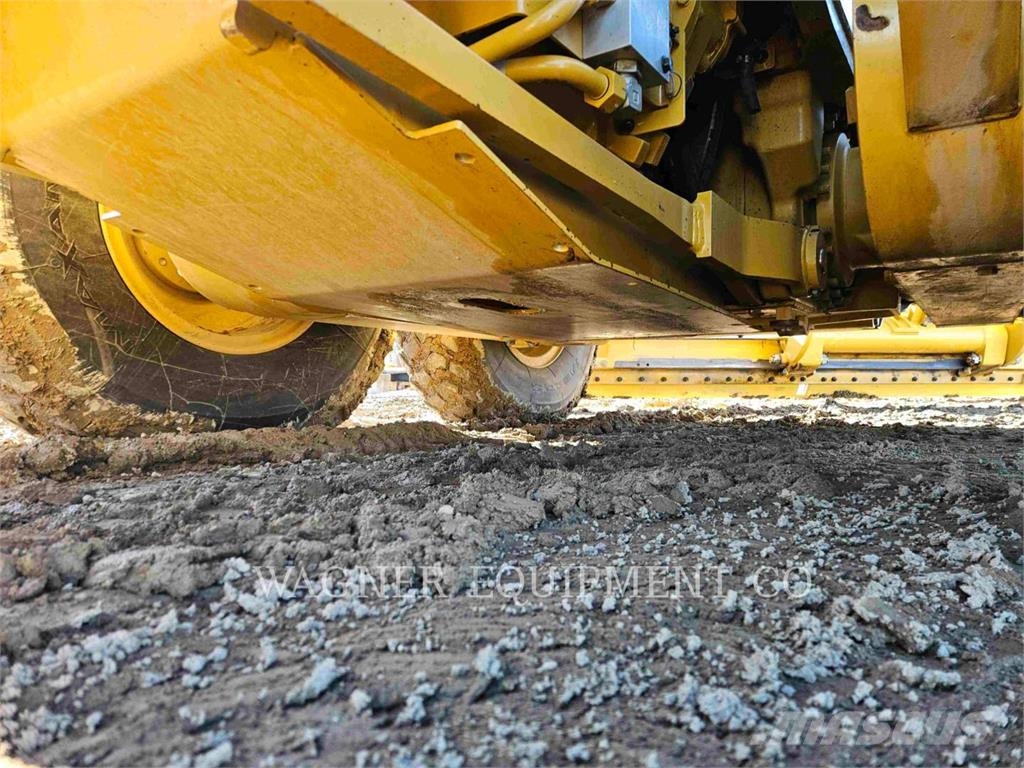 CAT 140M3 Grejdery