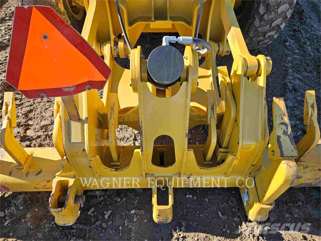 CAT 140M3 Grejdery