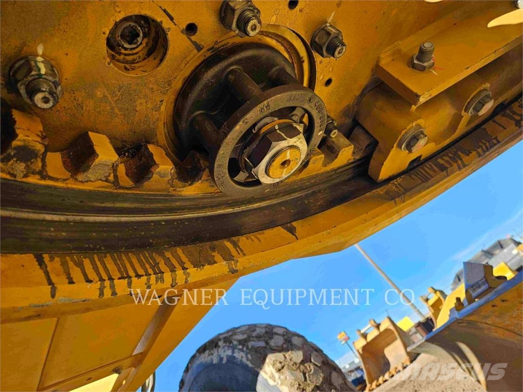 CAT 140M3 Grejdery