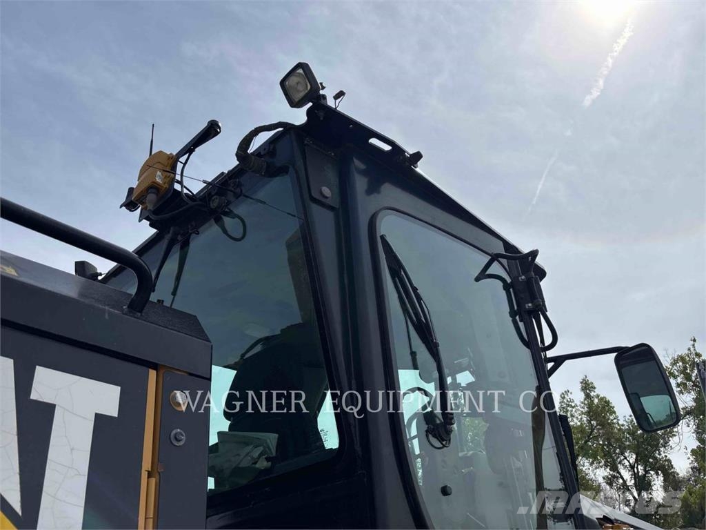 CAT 140M3 AWD Vejhøvle / Gradere