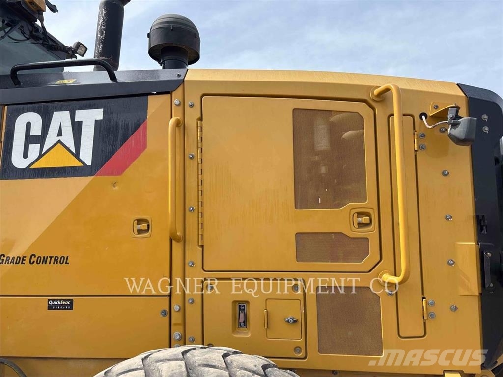 CAT 140M3 AWD Vejhøvle / Gradere