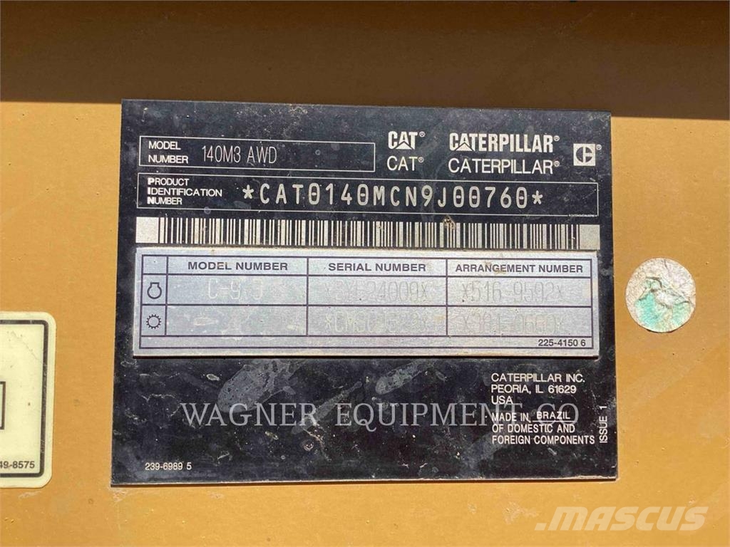 CAT 140M3 AWD Grederji