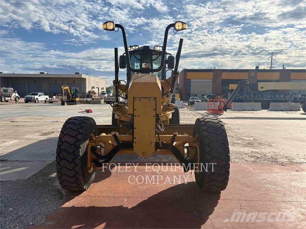 CAT 140M3AWD Grederji