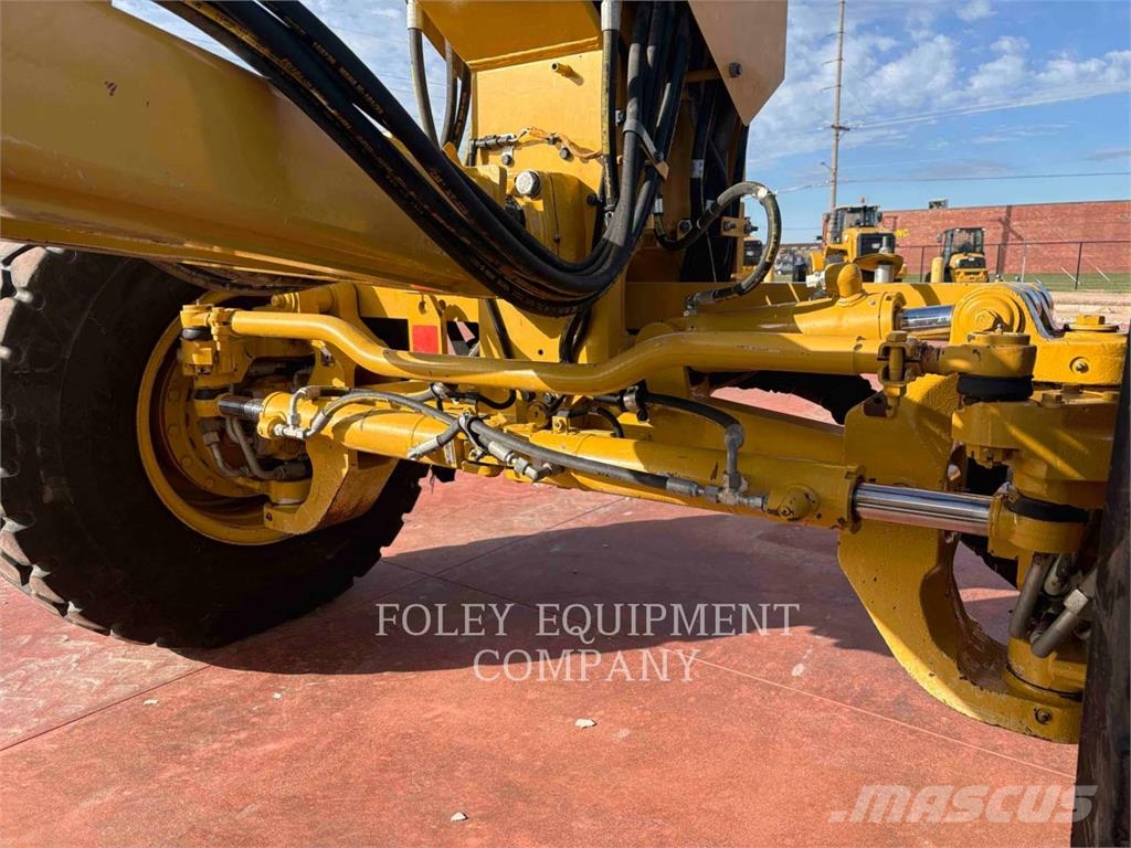 CAT 140M3AWD Grederji