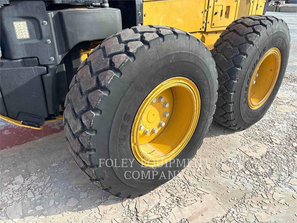 CAT 140M3AWD Grederji