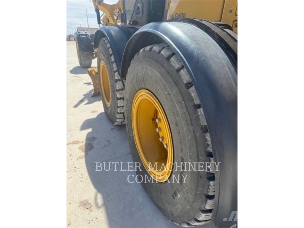 CAT 140M3AWD Грейдери