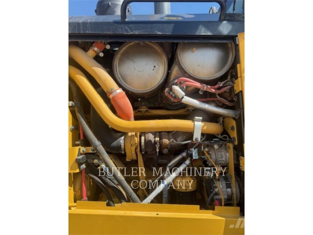 CAT 140M3AWD Грейдери