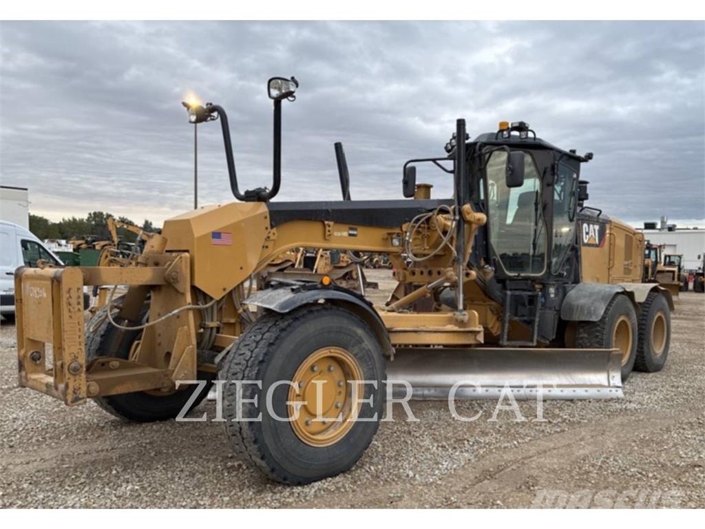 CAT 140M3AWD Niveleuse