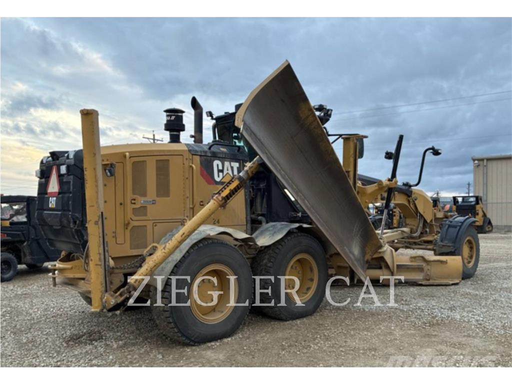 CAT 140M3AWD Niveleuse