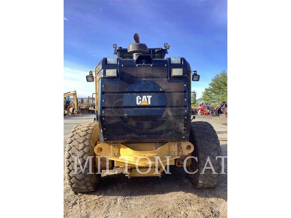 CAT 140M3AWD Grader