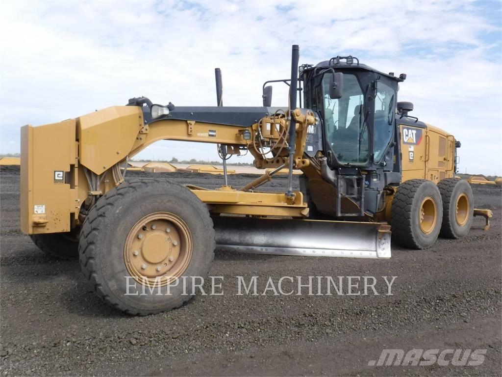CAT 140M3AWD Grederji