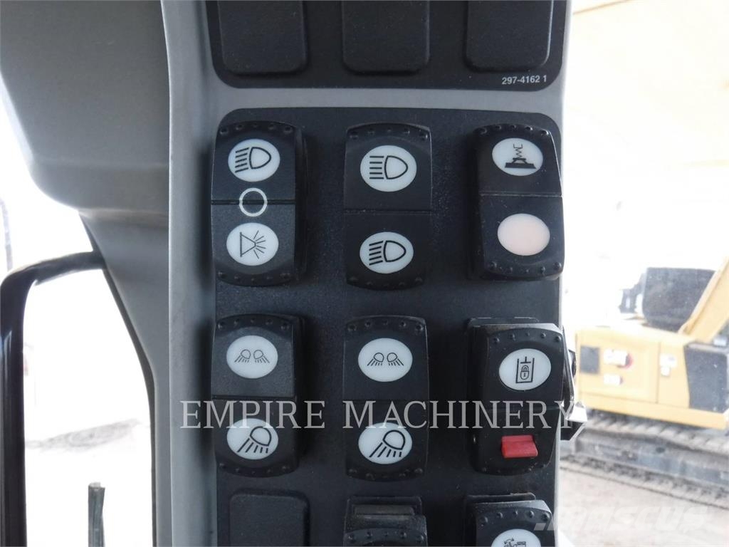CAT 140M3AWD Grederji