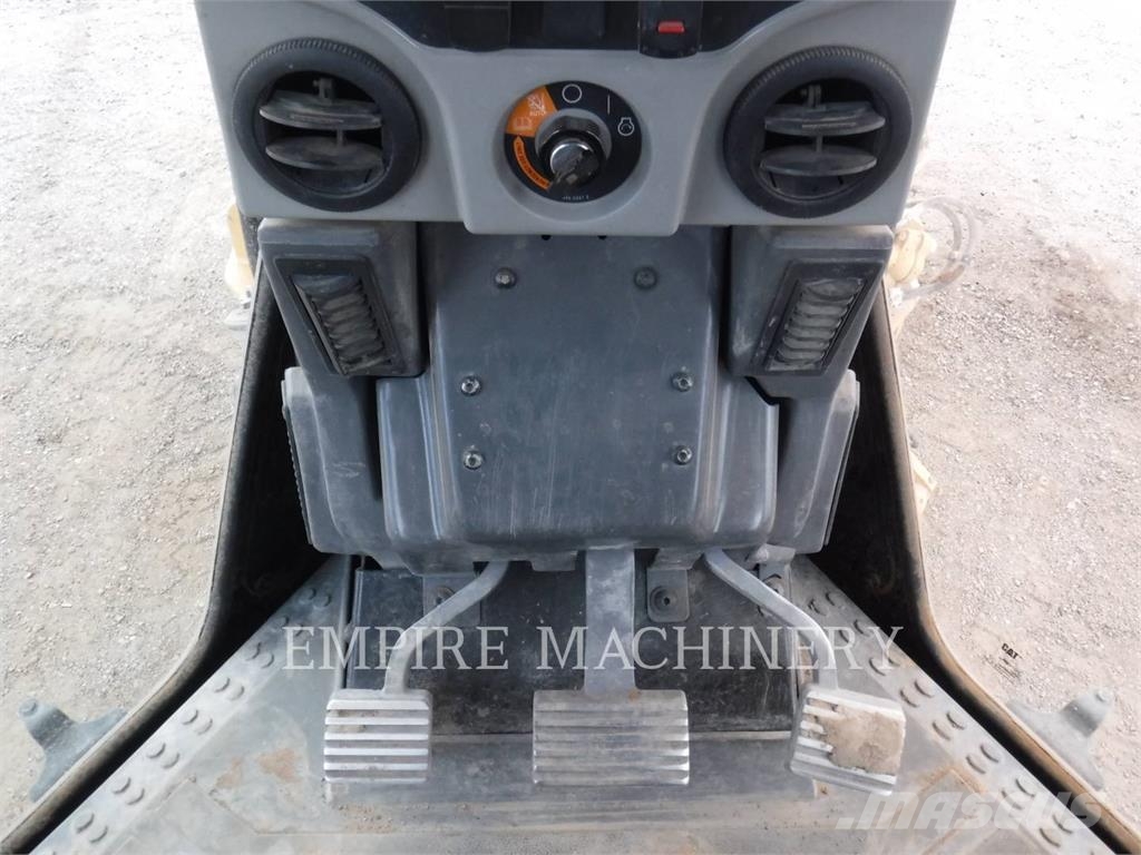 CAT 140M3AWD Grederji
