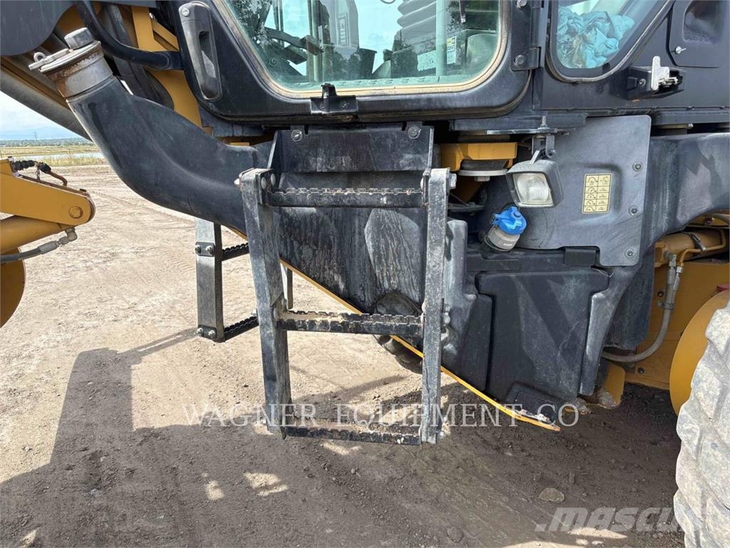 CAT 140M3AWD Niveladoras