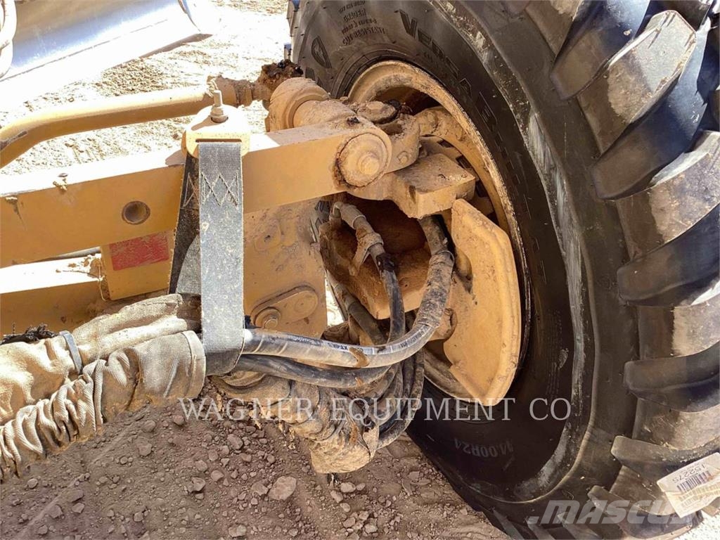CAT 140M3AWD Greiderid
