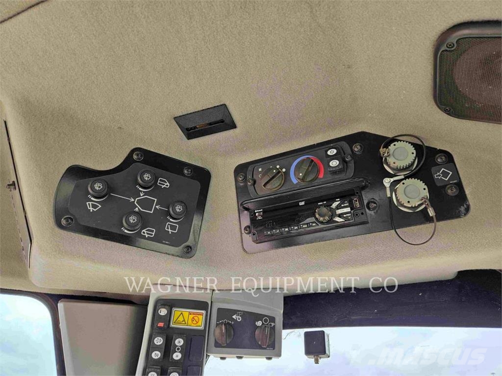 CAT 140M3AWD Грейдеры