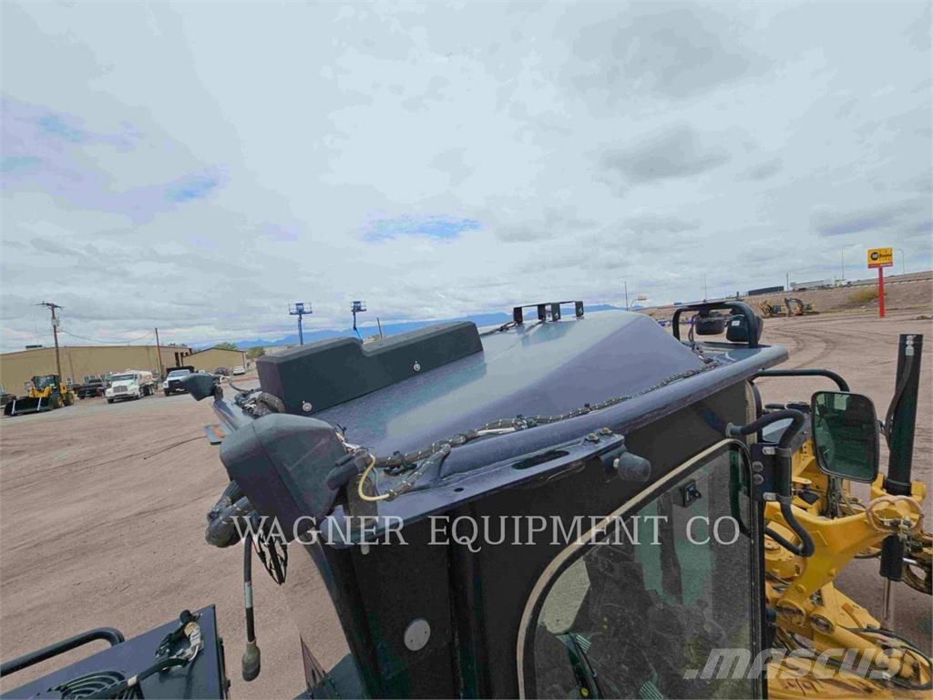 CAT 140M3AWD Грейдеры