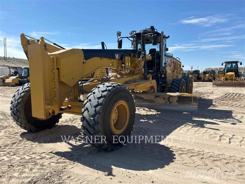 CAT 1415 Grader