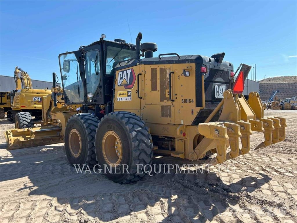 CAT 1415 Grader