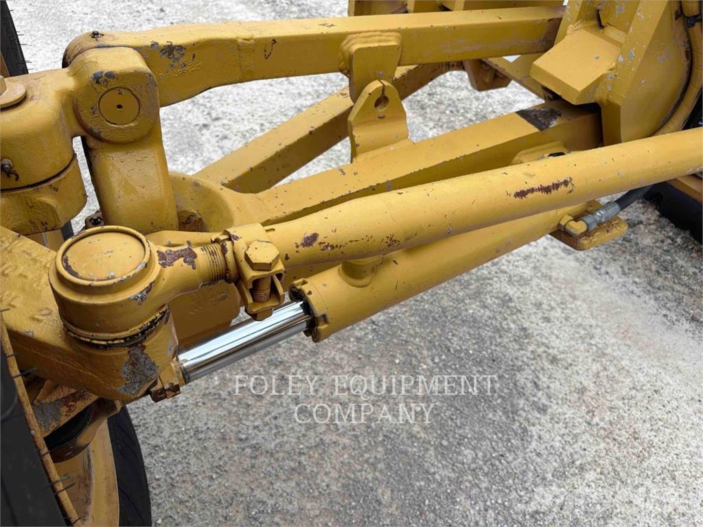 CAT 14H Graders