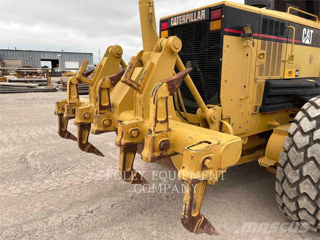 CAT 14H Graders