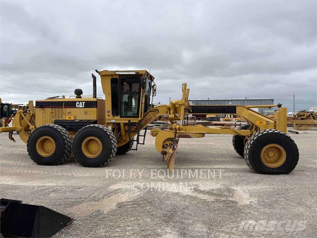 CAT 14H Graders