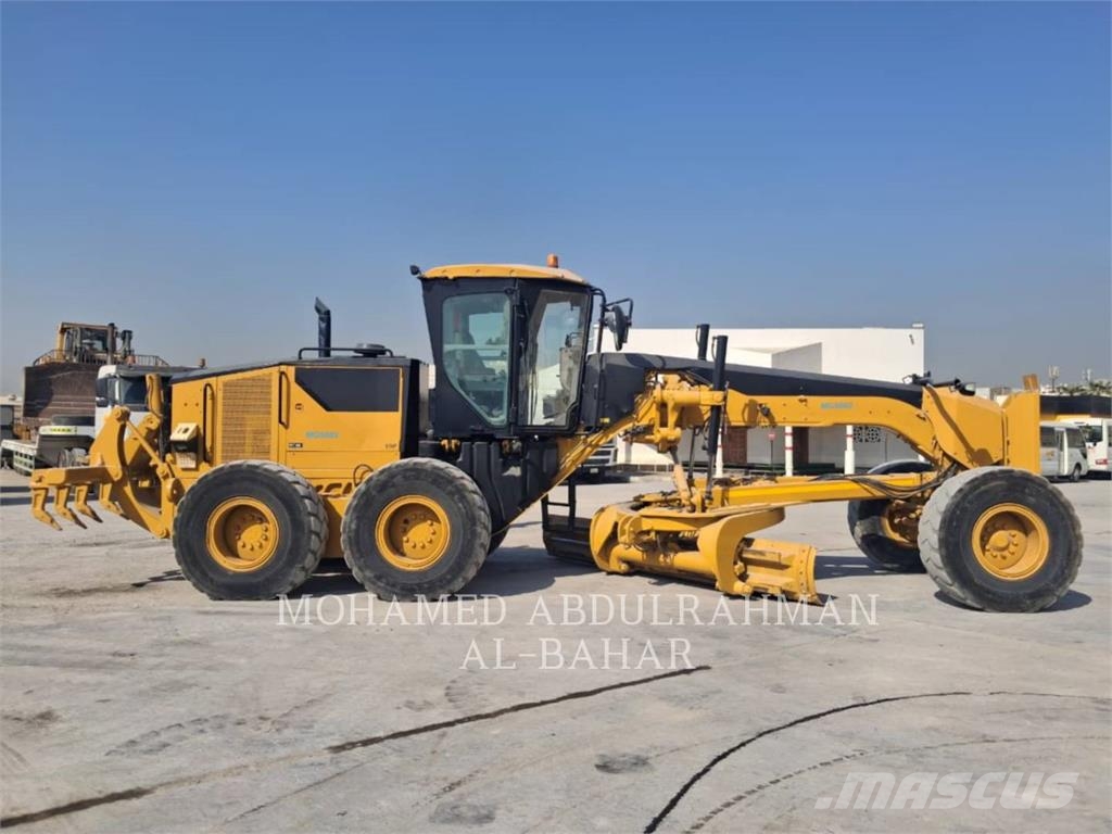 CAT 14M معدات تمهيد الطرق