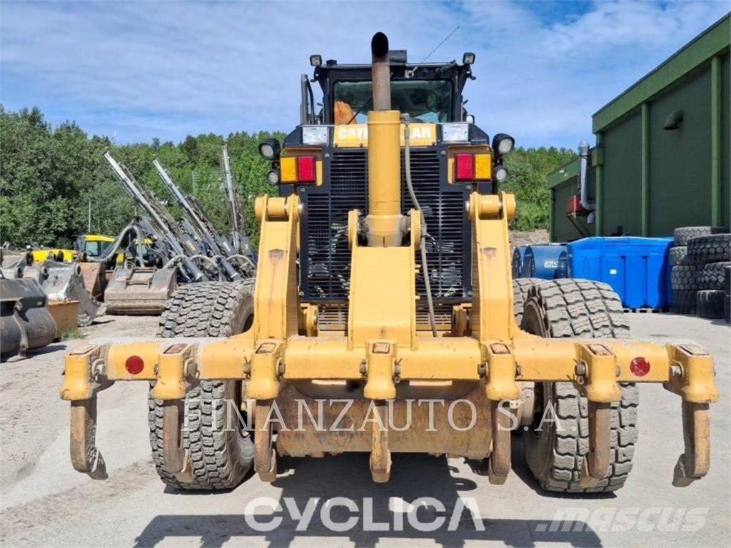CAT 14M Greiderid