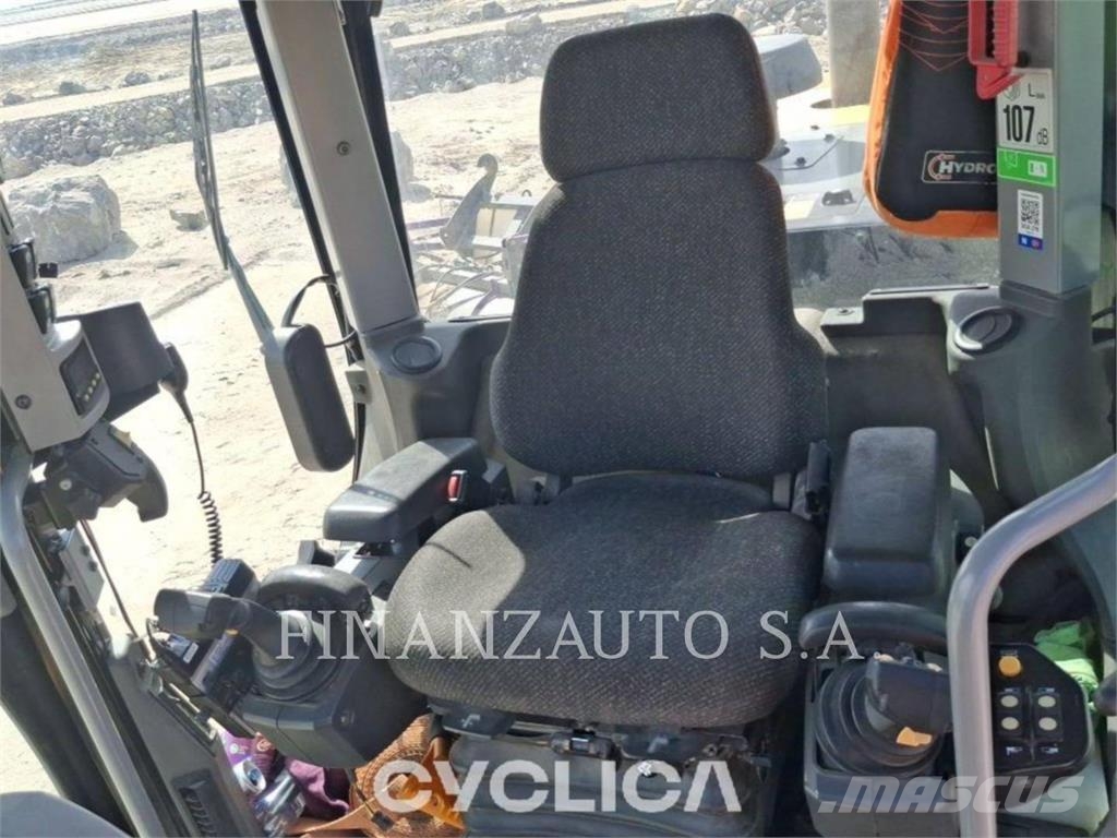 CAT 14M Greiderid