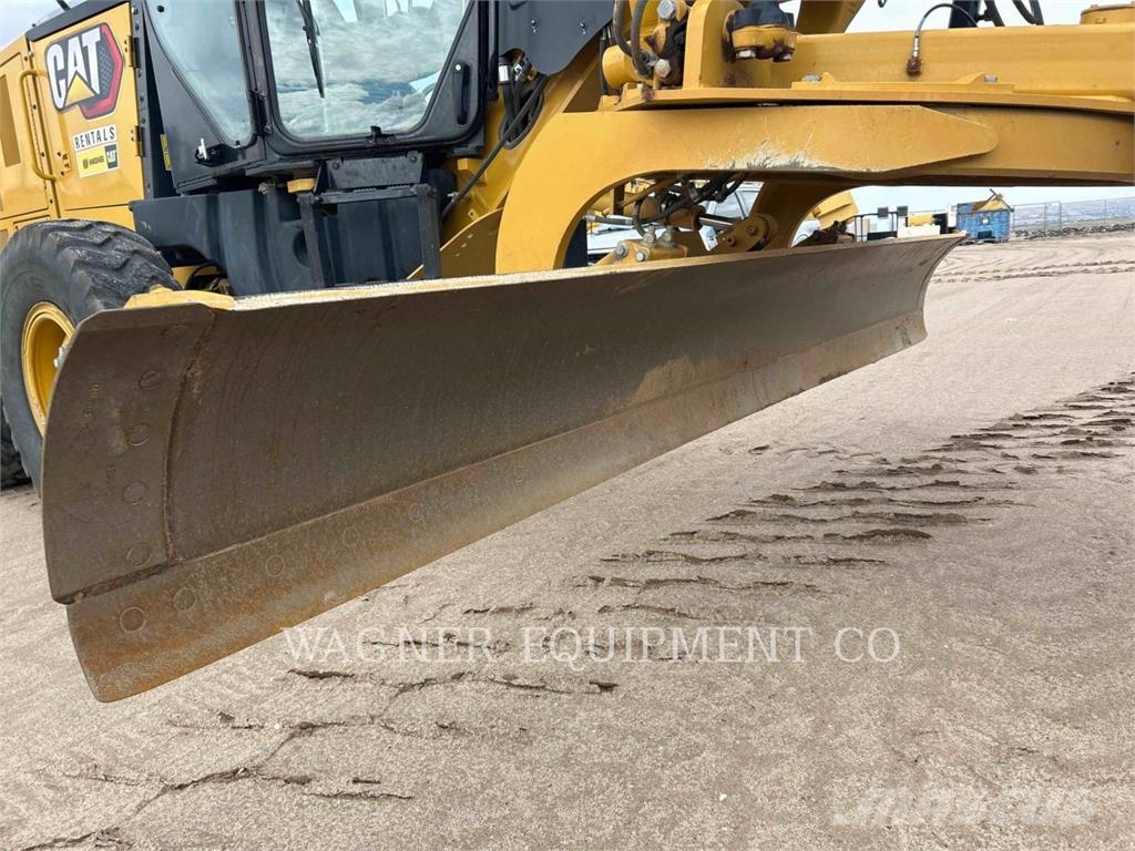CAT 150 Graders