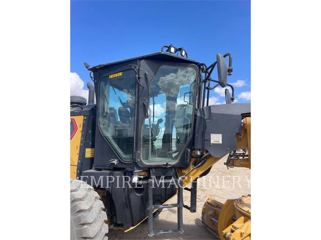 CAT 150-15 Graders